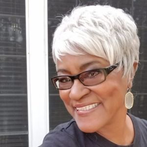 Meet your Posher, Brenda